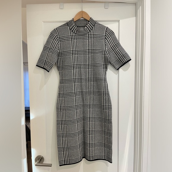 Houndstooth Sweater Dress - Picture 1 of 7
